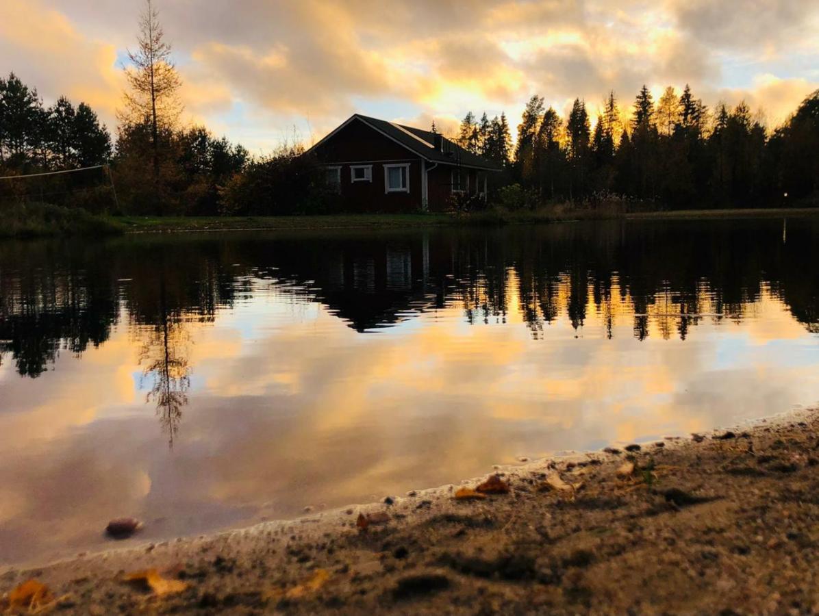 Hannunluhdan Lomamökit Karijoki Bagian luar foto